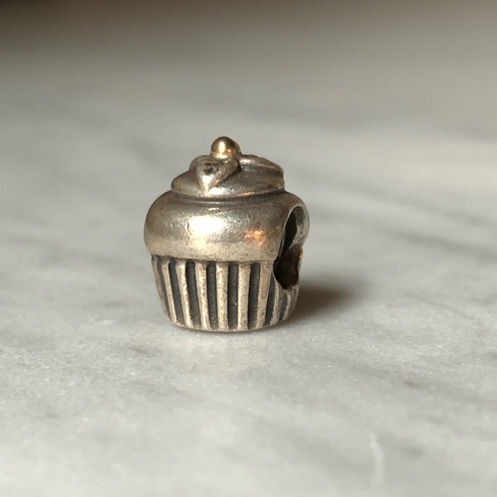 Cupcake Pandora Charm